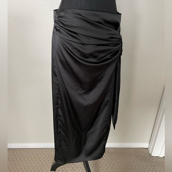 NWT Zara Satin Effect Midi Skirt - Picture 5 of 10